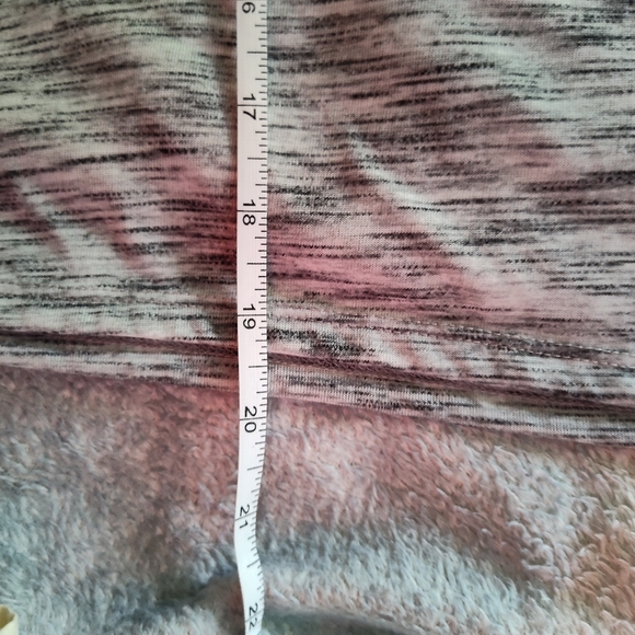 Flirtitude Active t-shirt, pink and gray, lg - Picture 5 of 5